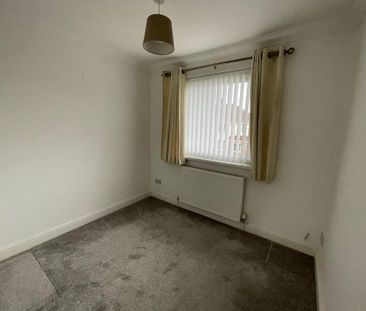 Broadhaven, Cardiff - Photo 5