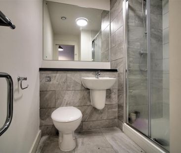 Studio to rent - Photo 6