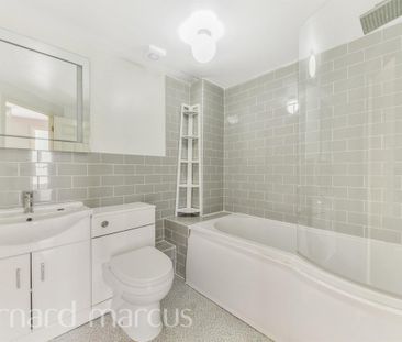 Burghley Hall Close - Photo 5