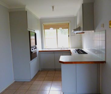 Charming & Convenient Unit in the Heart of Hallam! - Photo 1