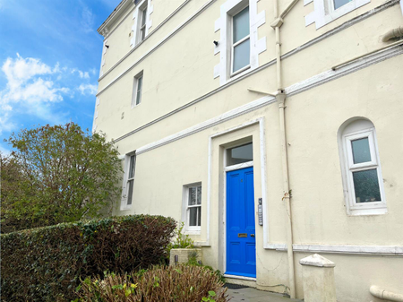 St. Pauls Place, St. Leonards-On-Sea, TN37 6HG - Photo 3