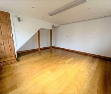 Tudor Gardens, Machen, Caerphilly, CF83 - Photo 2