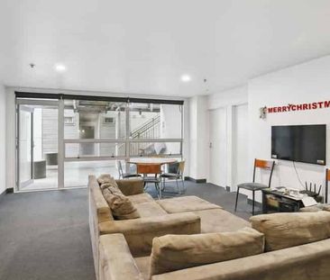 Room 5 4/27 Hanson Street, Mount Cook - Photo 1