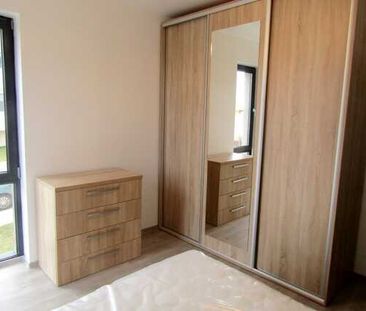 3 camere, 60 mp, boxa, parcare, zona Grand Hotel Italia - Fotografie 6