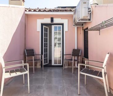 4-bedroom apartment for rent in Lisbon, bills included - Photo 3