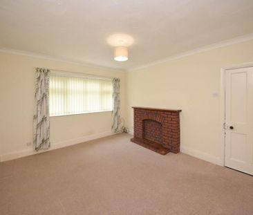 4 bedroom detached bungalow to rent - Photo 2