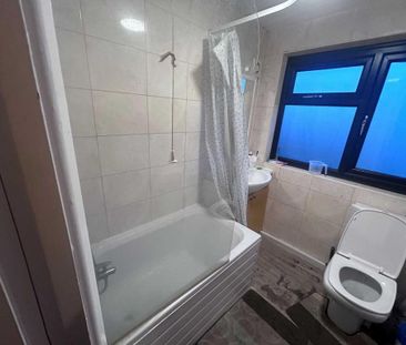 3 bedroom house to rent - Photo 2