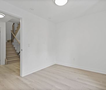 For Lease - 3069 Pharmacy Avenue Unit# 4, Toronto, Ontario - Photo 3