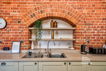 3 bedroom flat to rent - Photo 5