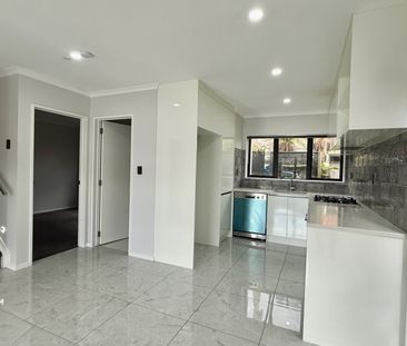 Four Beds Townhouse with 2 parking - Photo 6