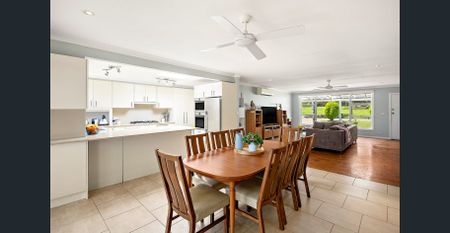 Spacious Single Level Family Home in Convenient Location - Photo 3