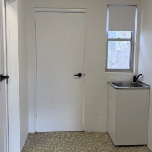 Convenient and Easy-Care Two-Bedroom Unit - Photo 2