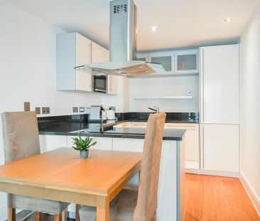 1 bedroom flat to rent - Photo 6