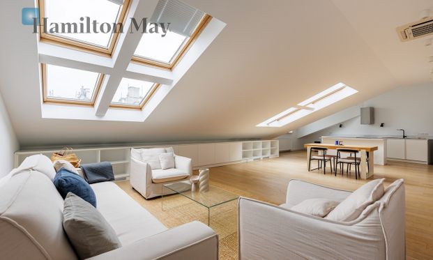 Warszawa, Śródmieście, Wiejska - Zdjęcie 1