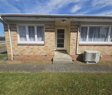 Water and lawn maintenance included - Photo 2