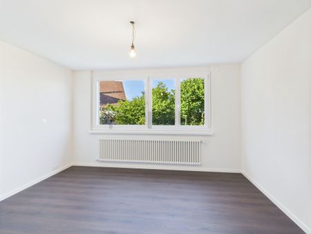 Traumhaftes Haus mit Pool, Poolhaus & riesigem Grundstück - Photo 2