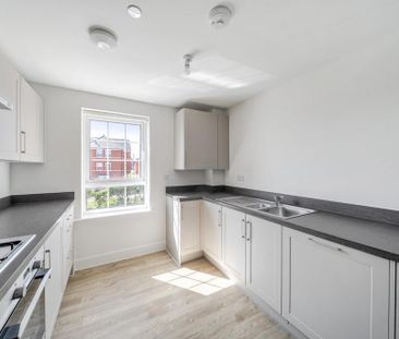 2 bedroom flat to rent - Photo 6