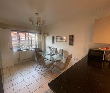 1 bedroom in a house share to rent - Photo 6
