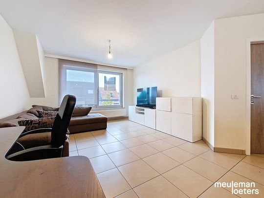 Appartement te huur - Photo 1