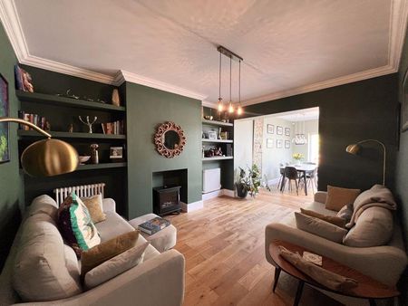 3 bedroom detached house to rent - Photo 3