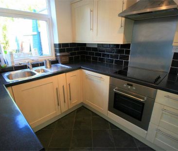 2 bedroom terraced house to rent - Photo 6