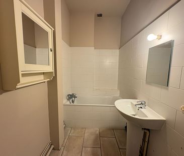 Location Appartement 3 pièces 66m² - Photo 3