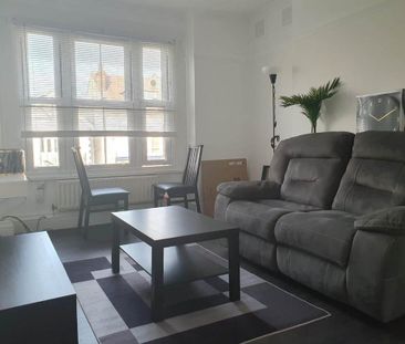 1 bedroom flat to rent - Photo 6