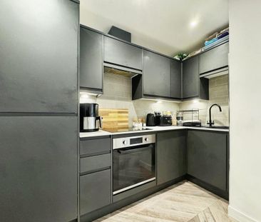 2 bedroom flat to rent - Photo 2