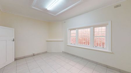 Charming Three-Bedroom Home in a Convenient Lifestyle Location - Photo 3