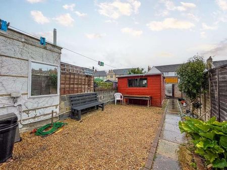 Churchill Road, Gravesend, Kent, DA11 - Photo 4