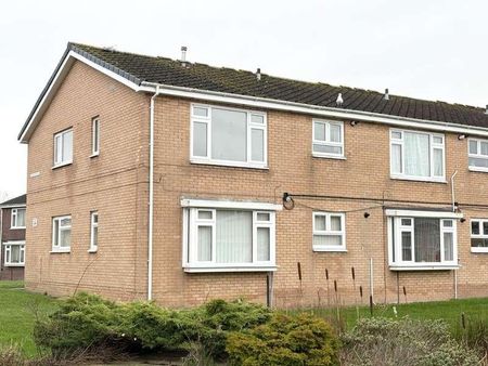 Kilmory Place, Blackpool, FY2 - Photo 2