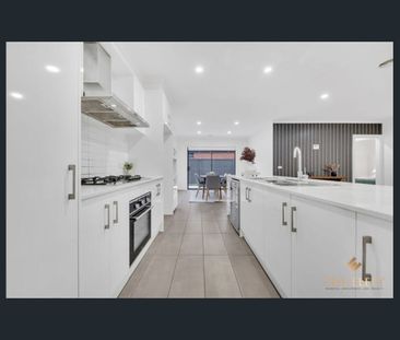 Stylish 4 Bedroom Family Home Offering Comfort and Convenience. - Photo 4