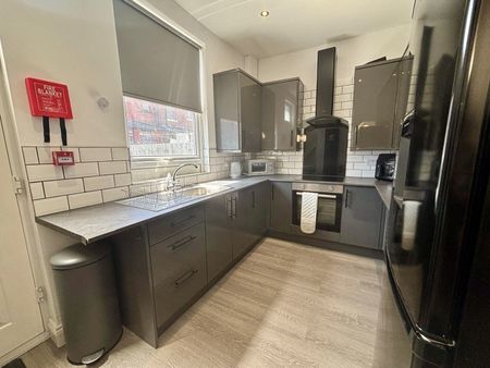 Dawlish Road, Leeds - Photo 3