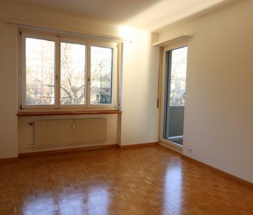 Nähe Aeschenplatz und Bahnhof SBB - grosszügige 4 1/2-Zimmer-Wohnun... - Photo 2
