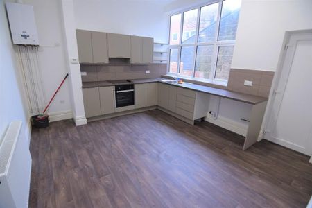 1 bedroom ground floor flat to rent - Photo 5