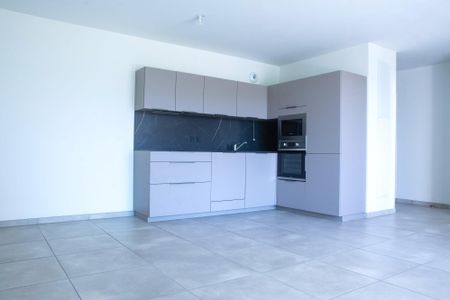 Location Appartement 3 pièces 66m² MEYLAN 38240 - Photo 2