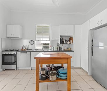 70 London Road, Clayfield. - Photo 1