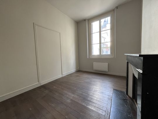 Location Appartement 1 pièce 29m² SAUMUR 49400 - Photo 1