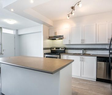 Davisville Village Apartments - Photo 2