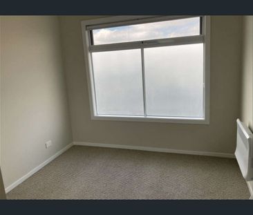 Hampton Living On Townley Boulevard - Photo 6