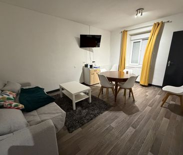 Location Appartement 2 pièces 42m² - Photo 1
