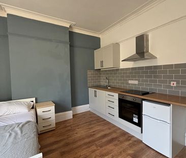 Room in a Shared House, Elliston Road, BS6 - Photo 6