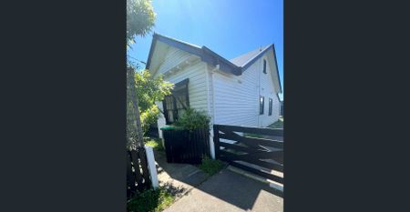 14 Latrobe Rd, Morwell, Vic 3840 - Photo 4