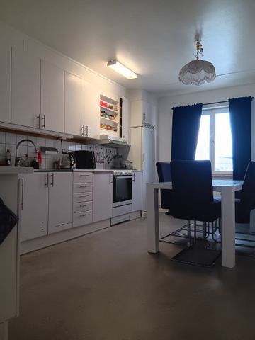 Sollentuna - 1rok - tillsv - 5.175kr/mån - Photo 3