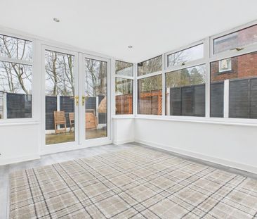 3 bedroom semi-detached house to rent - Photo 4