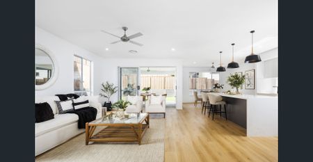 Luxury Family Home in Prime Locale - Photo 4