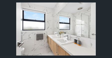 Charming 3-bedroom home in prime location - Photo 4