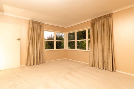 St Heliers Three Bedroom Top Location - Photo 2