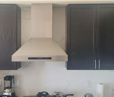 For Lease - 14 Vezna Crescent, Brampton, Ontario - Photo 2