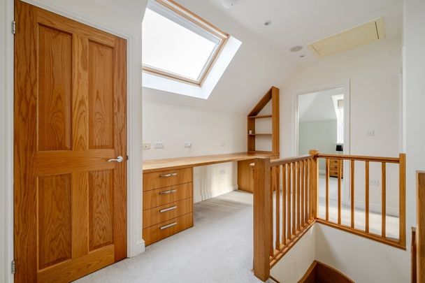 3 bedroom detached house to rent - Photo 1